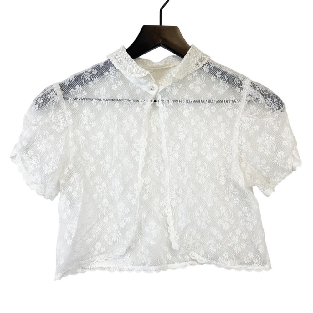 Vintage Gunne Sax Floral Lace Cardigan Collar Pearl Button Crop Bolero Top White